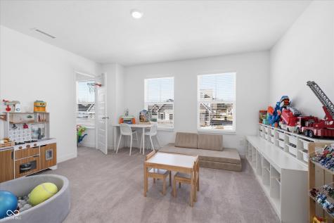 1424 Chatham Hills Boulevard Westfield IN 46074