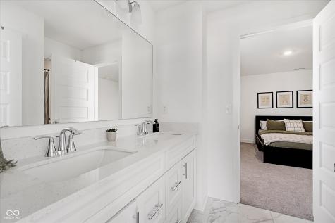 1424 Chatham Hills Boulevard Westfield IN 46074