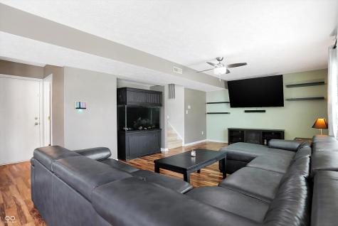 7427 Glenwick Boulevard Indianapolis IN 46217