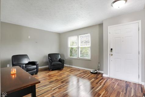 7427 Glenwick Boulevard Indianapolis IN 46217