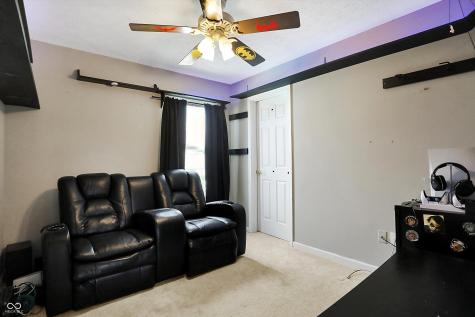 7427 Glenwick Boulevard Indianapolis IN 46217