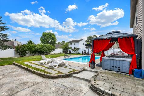 7427 Glenwick Boulevard Indianapolis IN 46217