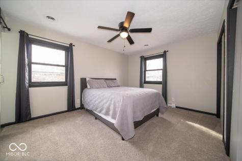 4367 Clifford Brownsburg IN 46112