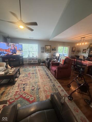 916 Beal Way Indianapolis IN 46217