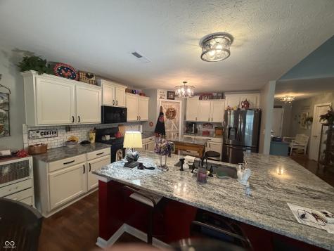 916 Beal Way Indianapolis IN 46217