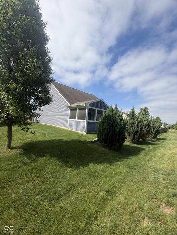 916 Beal Way Indianapolis IN 46217