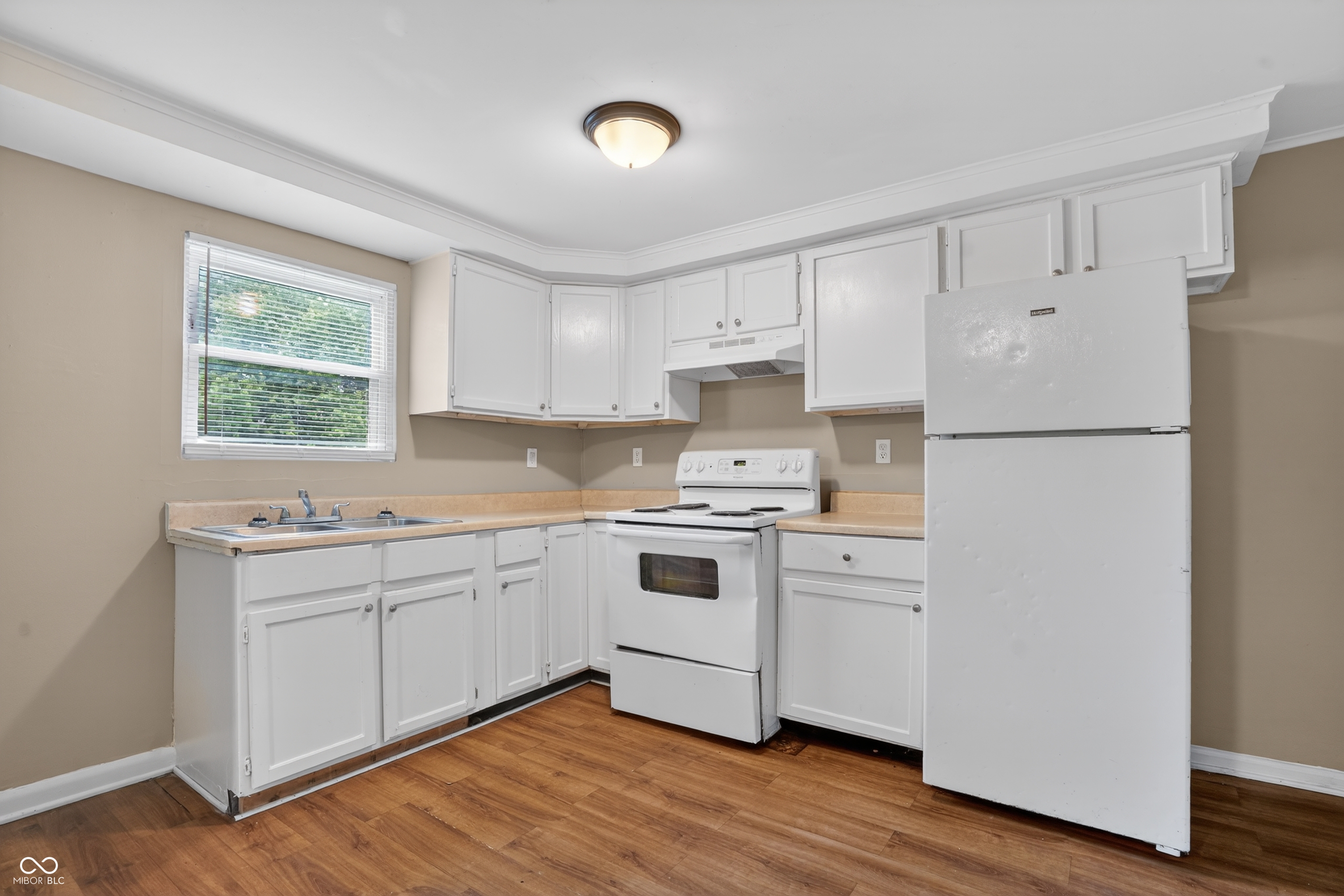 7402 E 46th Street Indianapolis IN 46226