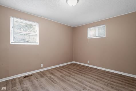 7402 E 46th Street Indianapolis IN 46226