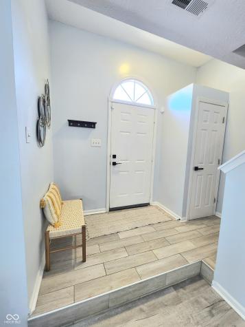 6136 Sandcherry Drive Indianapolis IN 46236