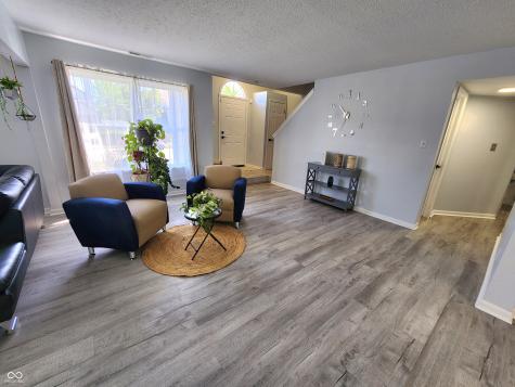 6136 Sandcherry Drive Indianapolis IN 46236