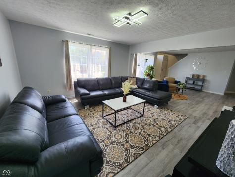 6136 Sandcherry Drive Indianapolis IN 46236