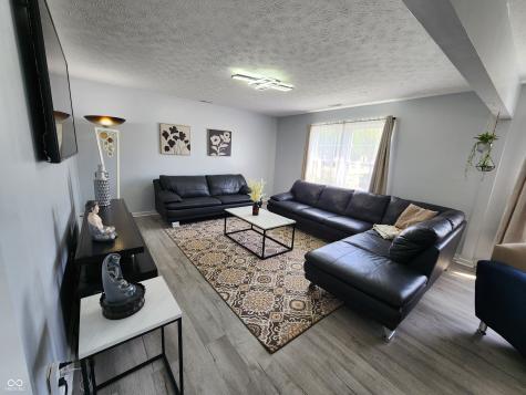 6136 Sandcherry Drive Indianapolis IN 46236