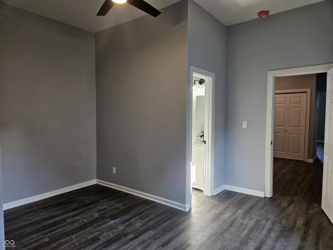 626 Holly Avenue Indianapolis IN 46221