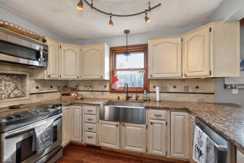 2225 W County Road 300 S Danville IN 46122