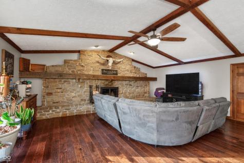 2225 W County Road 300 S Danville IN 46122