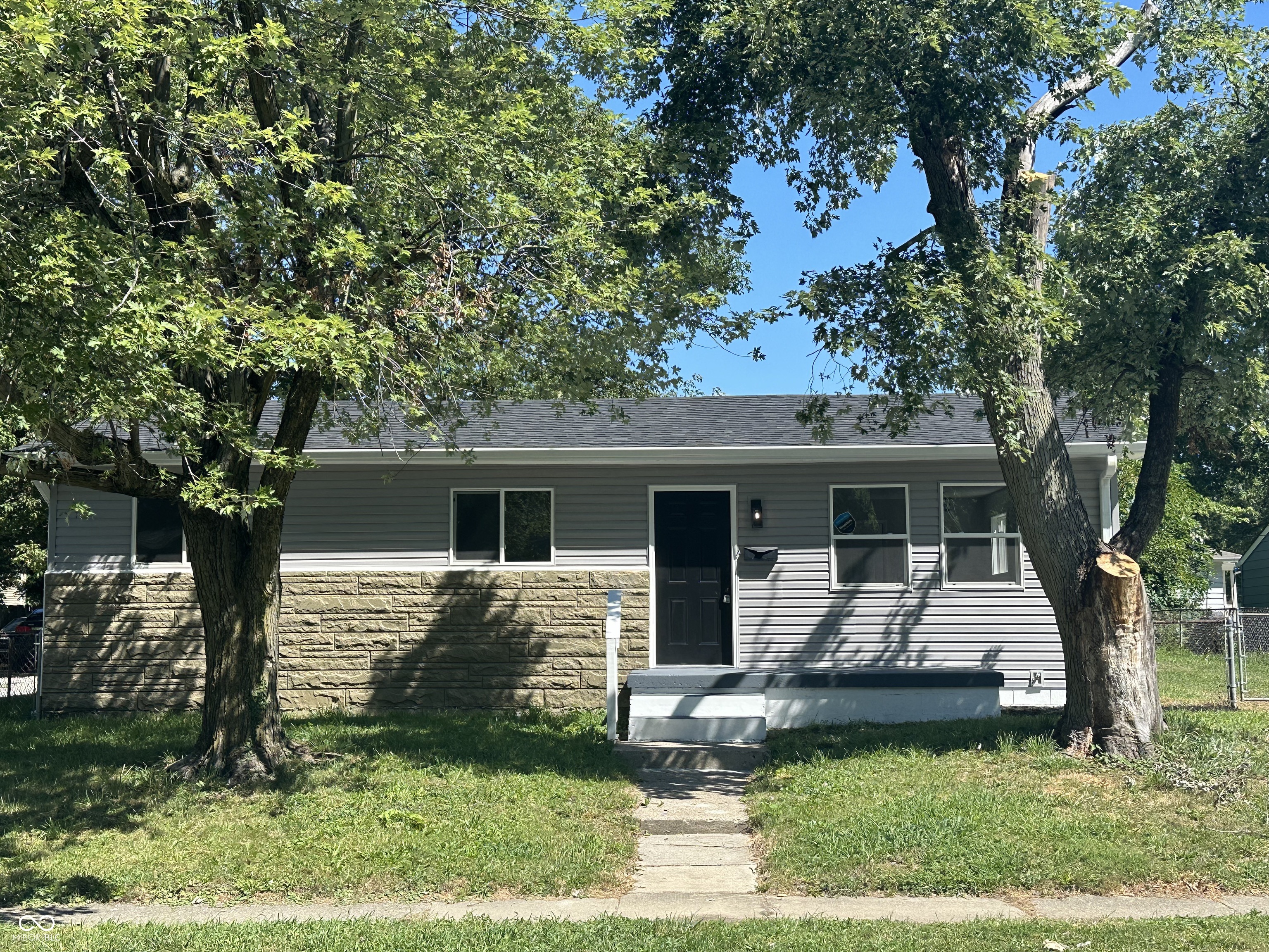 8144 E 34th Street Indianapolis IN 46226