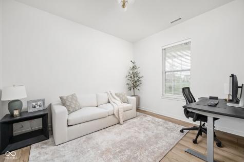 1944 Granville Drive Westfield IN 46074