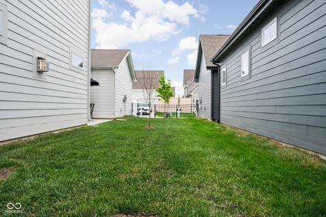 1944 Granville Drive Westfield IN 46074