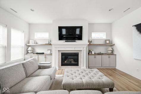 1944 Granville Drive Westfield IN 46074