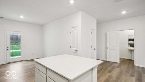 6111 Rhinecliff Drive Whitestown IN 46075