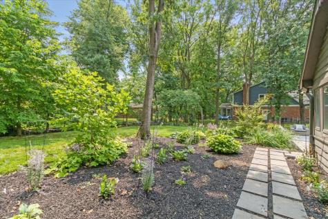 8931 Butternut Court Indianapolis IN 46260