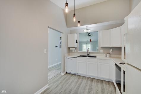 5541 Fair Ridge Place Indianapolis IN 46221