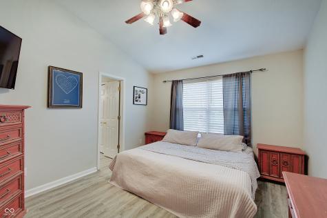 5541 Fair Ridge Place Indianapolis IN 46221