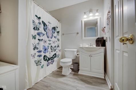 5541 Fair Ridge Place Indianapolis IN 46221