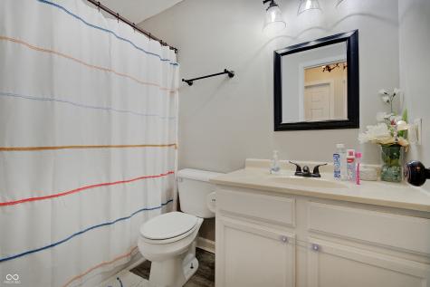5541 Fair Ridge Place Indianapolis IN 46221