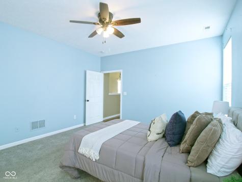 8346 Montgomery Avenue Indianapolis IN 46227