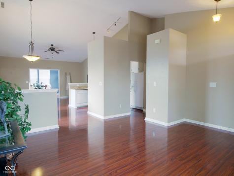 8346 Montgomery Avenue Indianapolis IN 46227