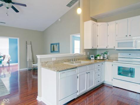 8346 Montgomery Avenue Indianapolis IN 46227