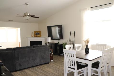 528 Dylan Drive Avon IN 46123