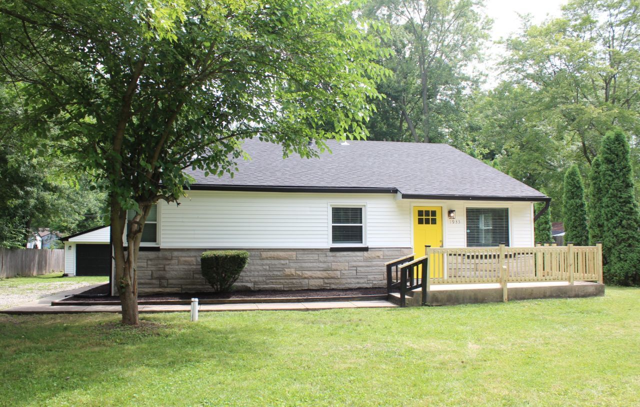 1933 Mayfair Drive Indianapolis IN 46260