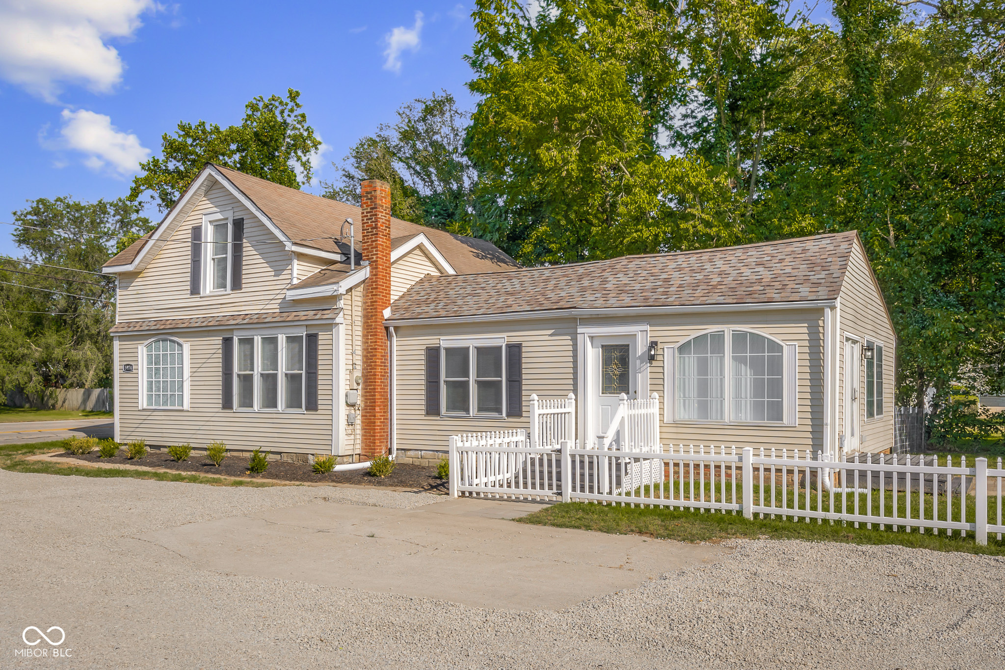 5974 S Jonesville Road Columbus IN 47201