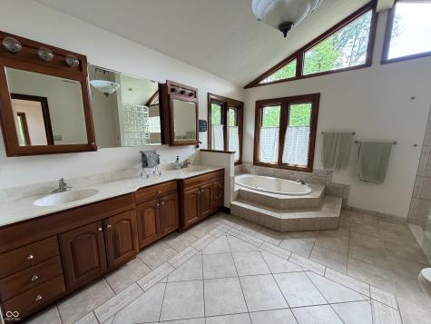 3401 E Loretta Drive Indianapolis IN 46227
