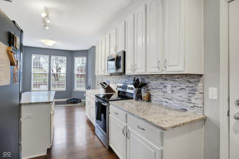 9756 Scotch Pine Court Fishers IN 46037