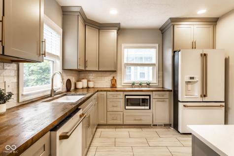 6010 Guilford Avenue Indianapolis IN 46220