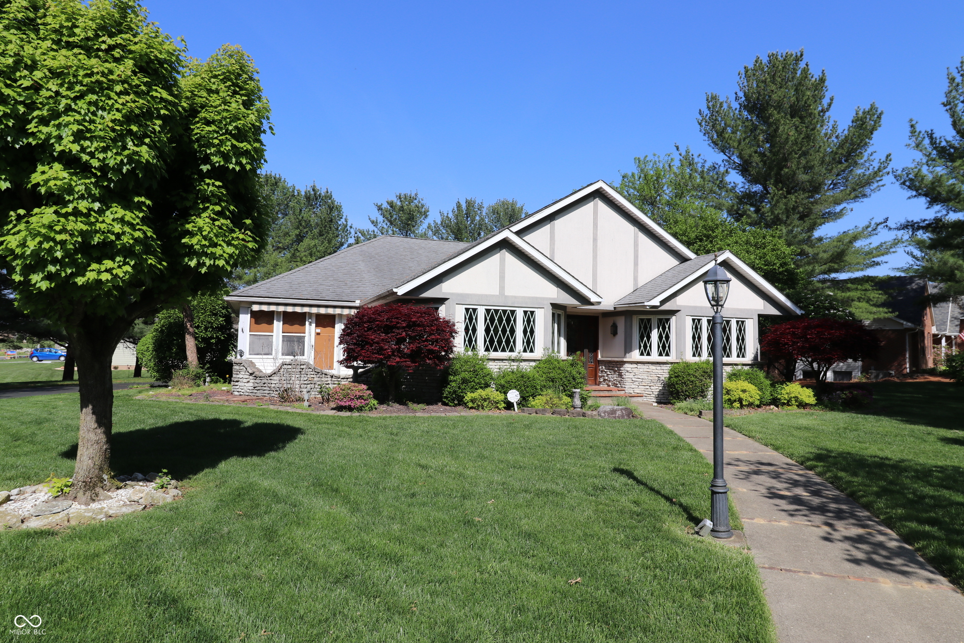 91 White Oak Drive Batesville IN 47006