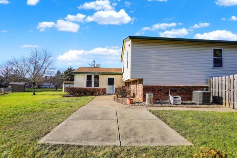 8434 Corkwood Drive Indianapolis IN 46227