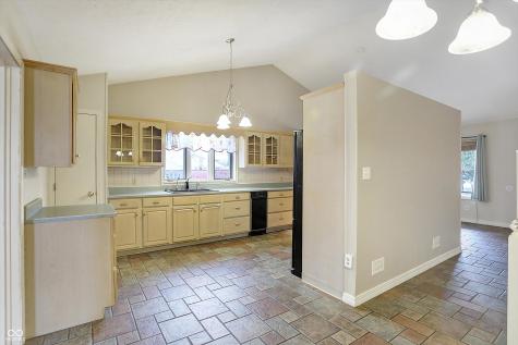 8434 Corkwood Drive Indianapolis IN 46227
