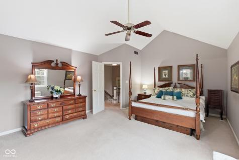 12629 Old Stone Drive Indianapolis IN 46236