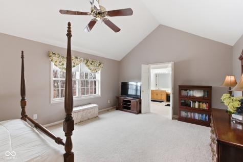 12629 Old Stone Drive Indianapolis IN 46236