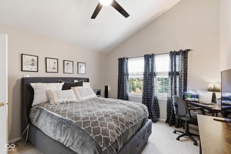 12629 Old Stone Drive Indianapolis IN 46236