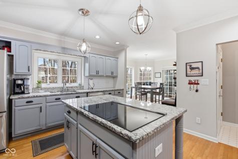 12629 Old Stone Drive Indianapolis IN 46236