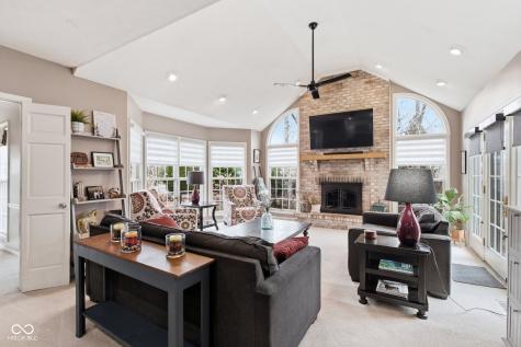 12629 Old Stone Drive Indianapolis IN 46236