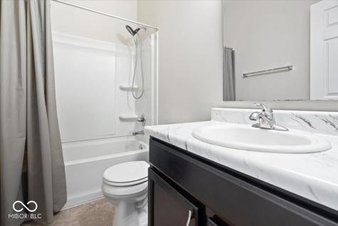 8138 Cagles Mill Trace Avon IN 46123