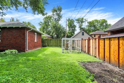 5520 N Delaware Street Indianapolis IN 46220