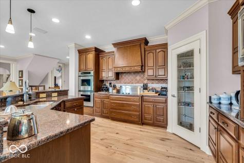 5861 Dawnwood Drive Carmel IN 46033