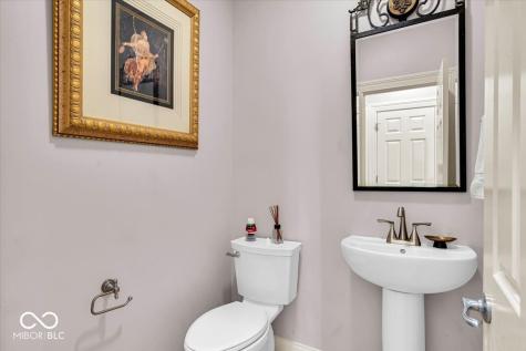 5861 Dawnwood Drive Carmel IN 46033